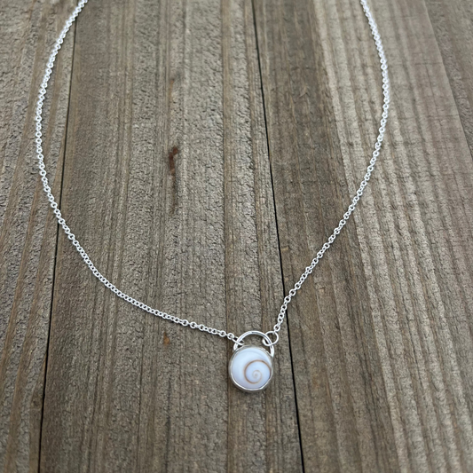 Shiva Shell Necklace 16"
