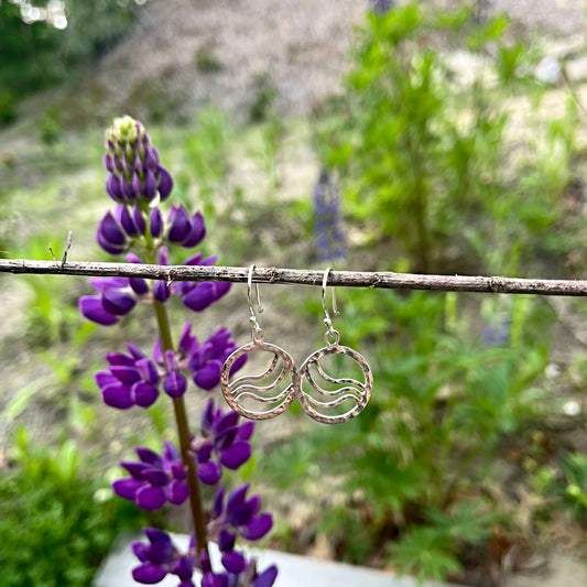 Hammered sterling silver circular earrings with ripples 