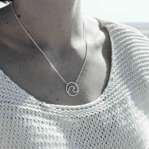 Wave Necklace